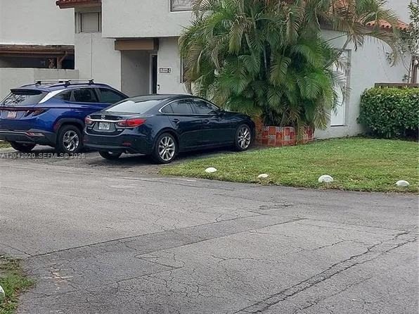 10327 NW 9th Street Cir APT 1-7, Miami, FL 33172