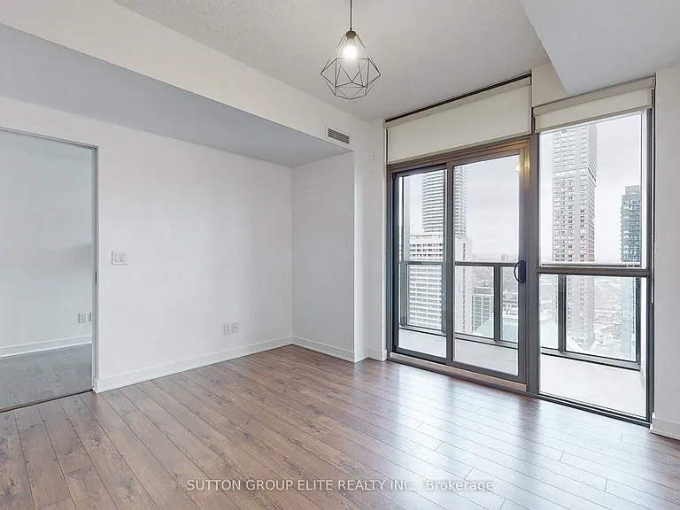 110 Charles St E #2410 — Photo 8