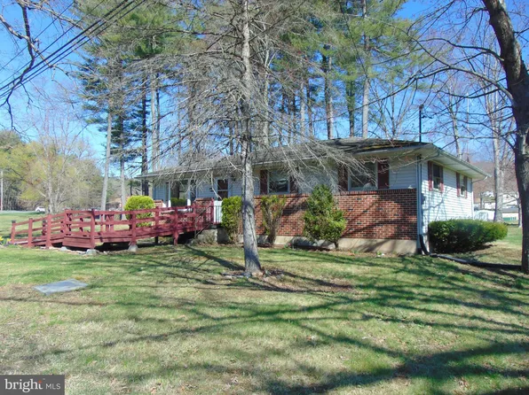 30 Donaldson Rd, Tremont, PA 17981