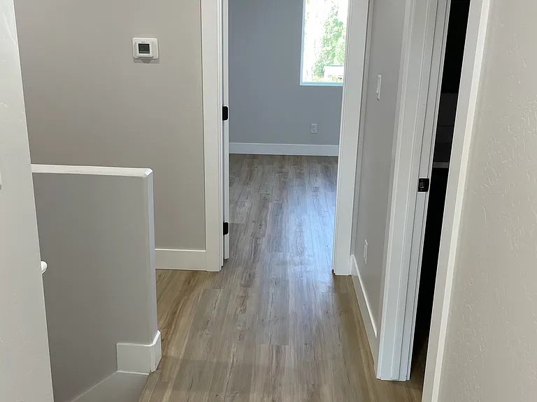 2521 N 5th St — Photo 8