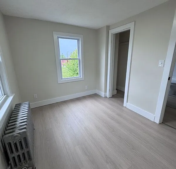 22 Fleming St #2 — Photo 4