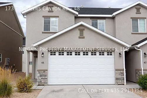 173 E Fiddlers Canyon Rd #48 Photo 1