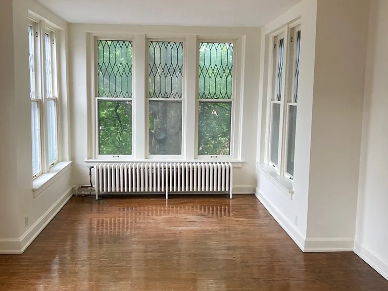 1579 Parsons Pl #6 — Photo 2