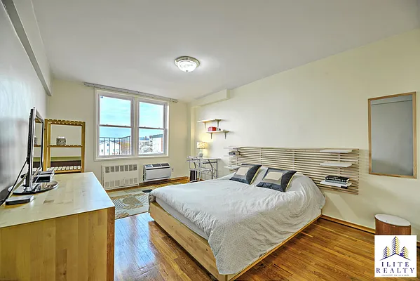 Sold by Ilite Realty Inc | media 12