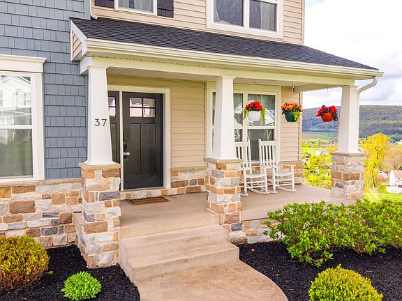 4th image of 37 Preserve Ln