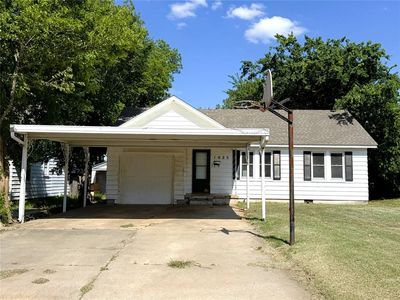 1025 S 5th St, Chickasha, OK, 73018