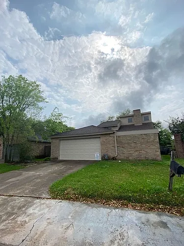2710 Quail Creek Dr Photo 1