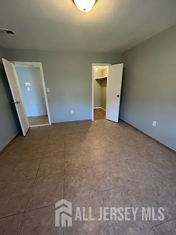 212 N Oaks Blvd — Photo 6