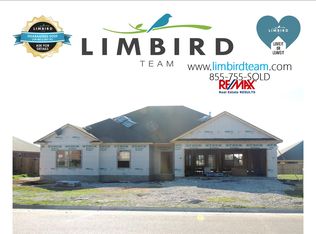 2914 N 15th Pl, Rogers, AR 72756