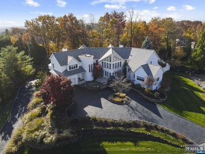 11 Hunter Rdg, Woodcliff Lake, NJ, 07677