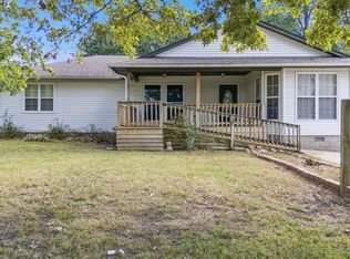 2351 W Country Club Rd, Claremore, OK 74019