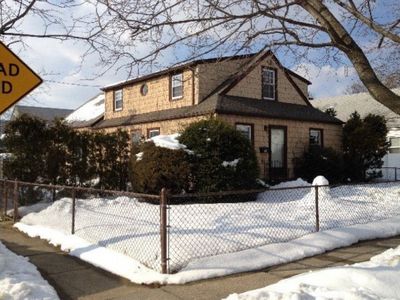 119 Cross St, Elmont, NY, 11003