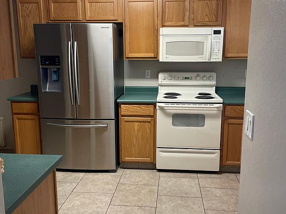 4th image of 6018 N Castano Dr