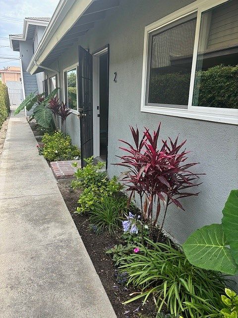 Beautifully landscaped entryway.