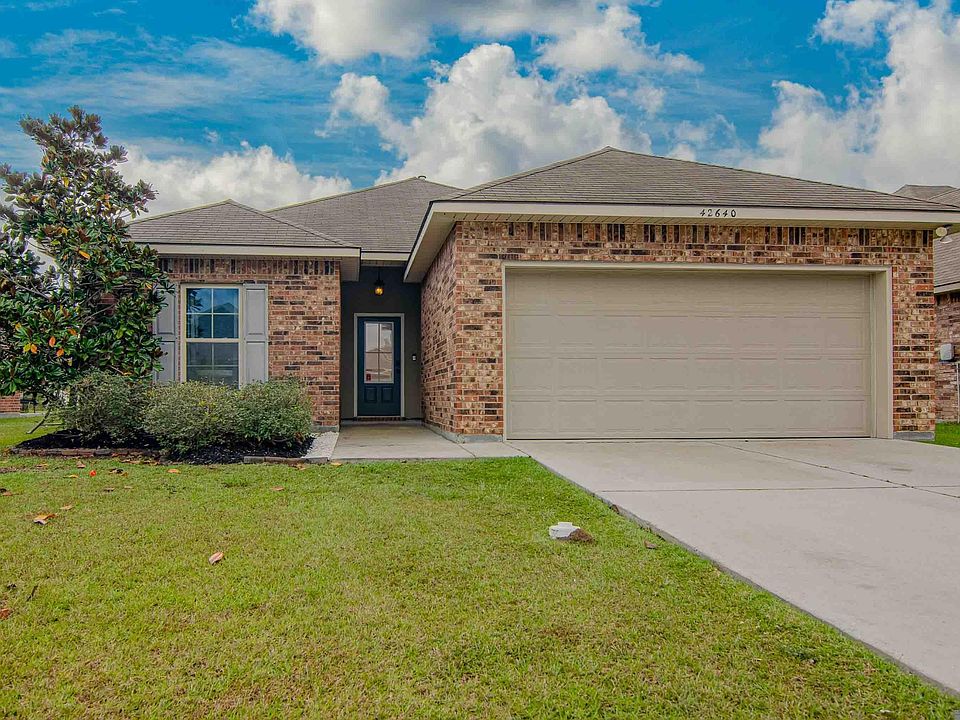 1st image of 42640 Baystone Ave