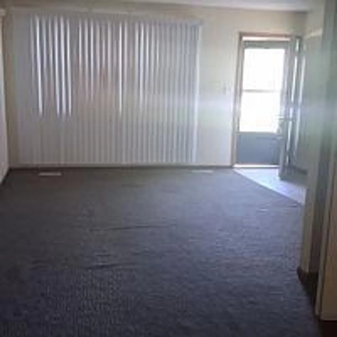 4073 W. 73rd Avenue Merrillville, IN 46410 — Photo 3