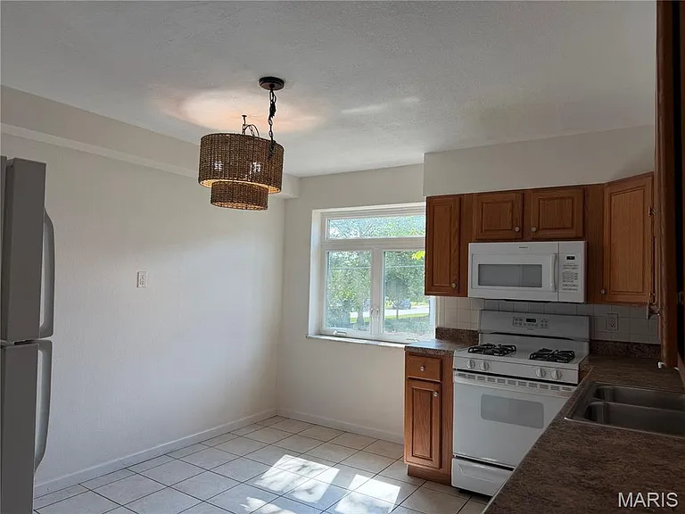 221 Monclay Ct #1N — Photo 6