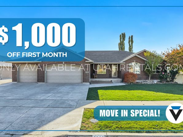 8913 N Pine Hollow Dr