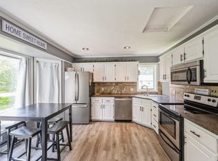 9121 Loch Lomond Blvd, Minneapolis, MN 55443