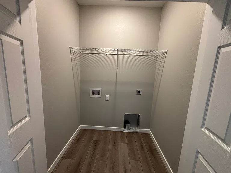 4940 W Minota St #10 — Photo 5