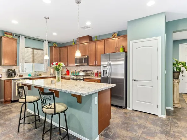 924 Pine Vista Ct, North Las Vegas, NV 89084