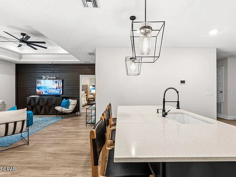 350 Emerald Cove St — Photo 13