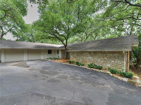 3rd image of 401 Buena Vista Cir