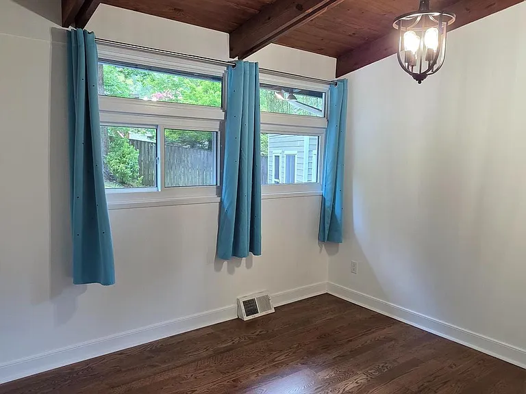 3404 Executive Ave — Photo 11
