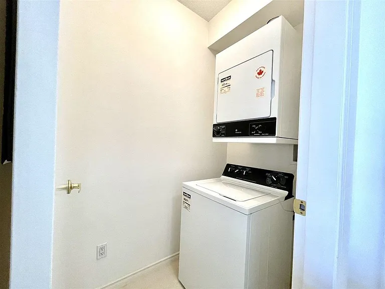 8100 Jones Rd #412 — Photo 10