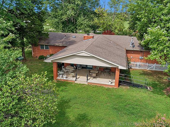 2nd image of 2910 Frederick Rd
