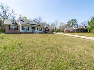 1373 & 1387 E Mission Blvd, Fayetteville, AR 72701