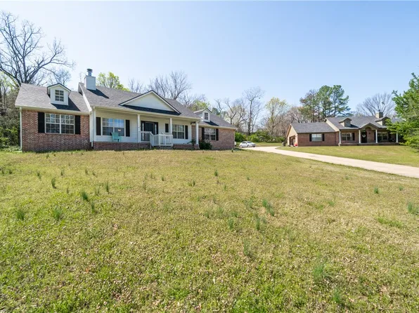 1373 & 1387 E Mission Blvd, Fayetteville, AR 72701
