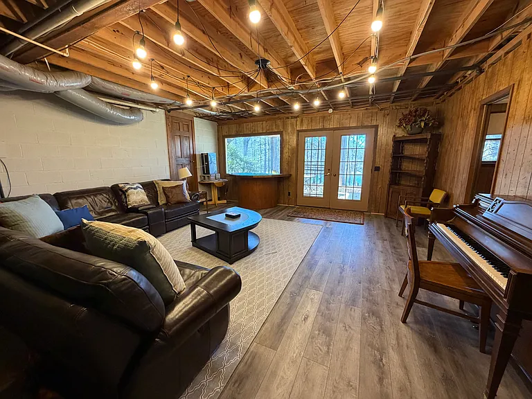333 Capri Dr — Photo 11
