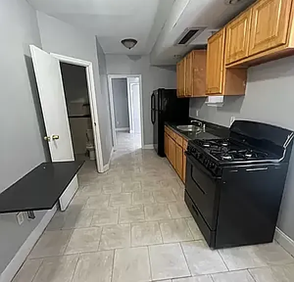1532 Ocean Ave #BA — Photo 2