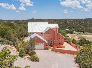 19 Calyx Ln, Cedar Crest, NM 87008