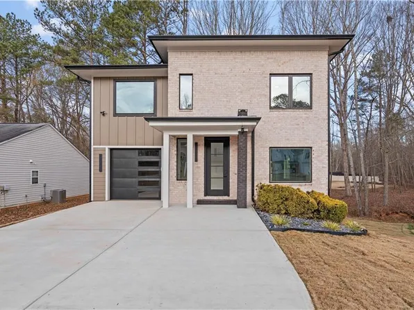 744 Crystal Bay Rd, Villa Rica, GA 30180