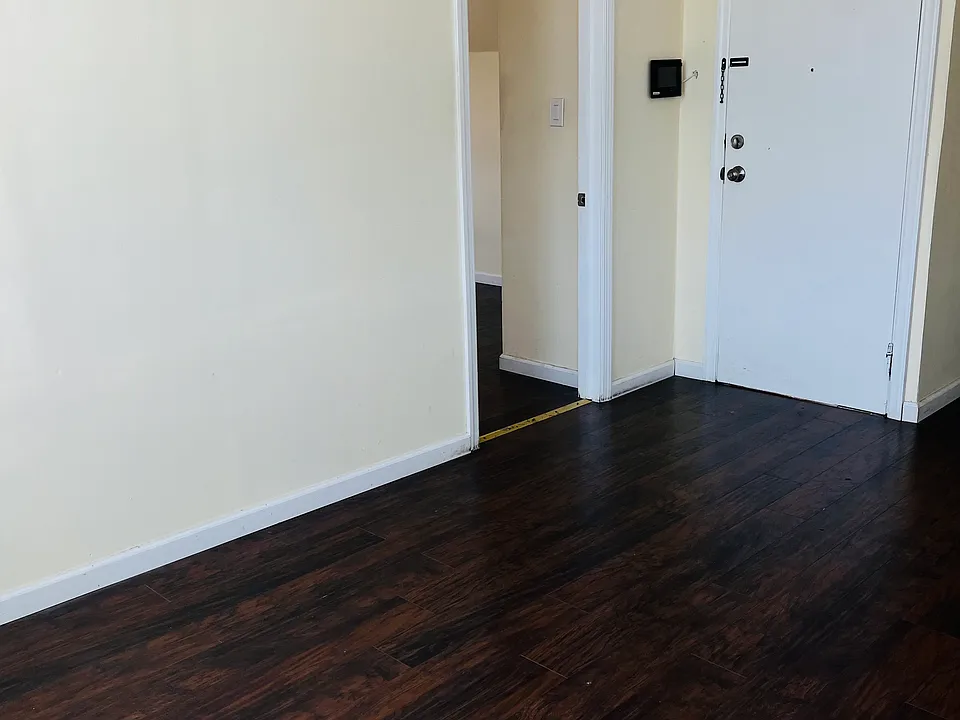 109 Frank E Rodgers Blvd N #3