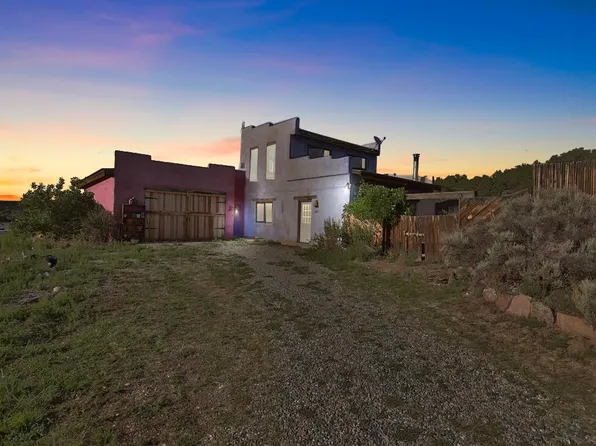 803 State Highway 522, Arroyo Hondo, NM 87513