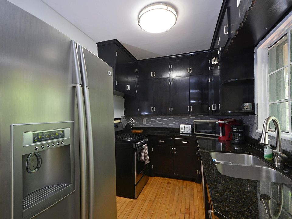 1st image of 3326 Hennepin Ave S #2