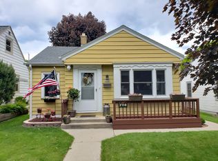 3718 S 18th St, Milwaukee, WI 53221