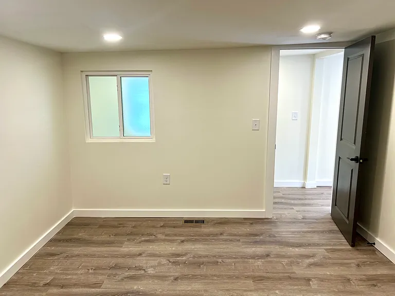 410 Milligan St NE — Photo 6