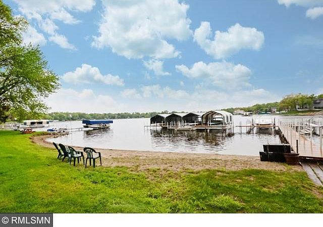1st image of 4205 Forest Lake Dr