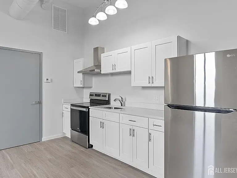 226 New Brunswick Ave #302 — Photo 9