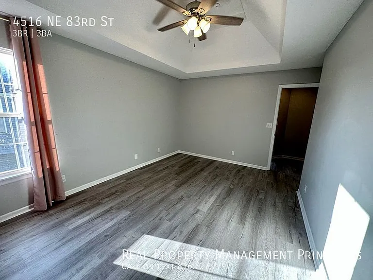 4516 NE 83rd St — Photo 8