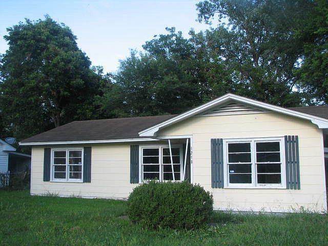 2nd image of 1218 Wanda Dr