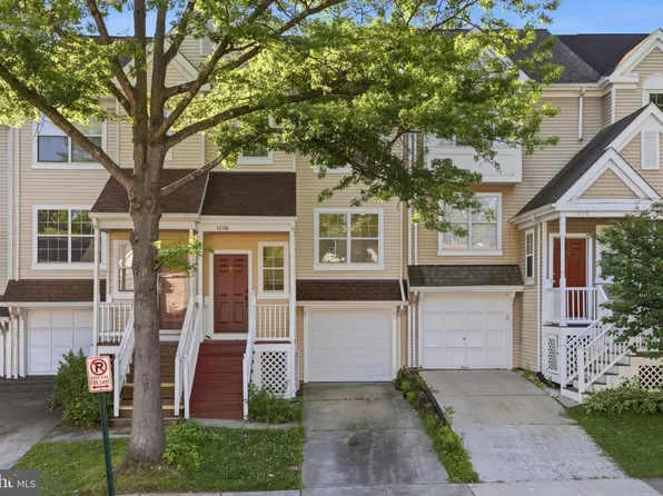 12116 Skip Jack Dr, Germantown, MD 20874