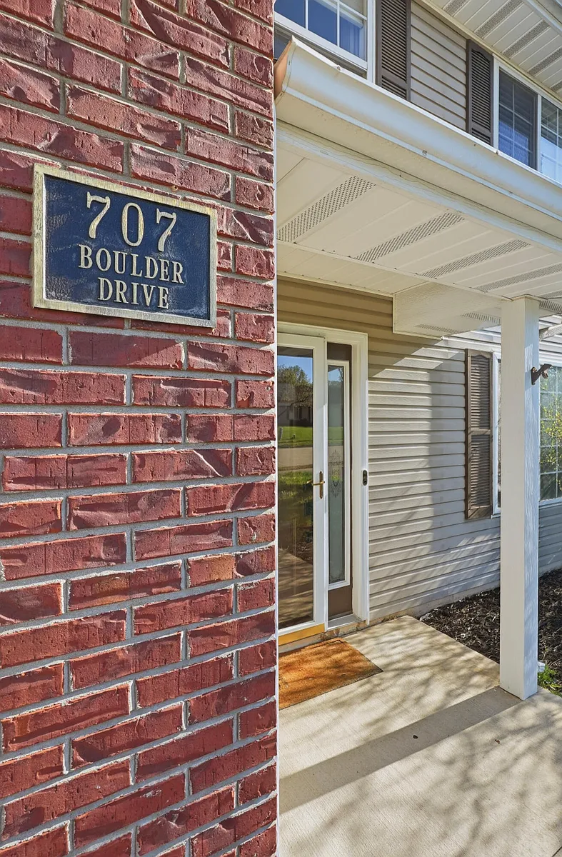 Building Photo - 707 Boulder Dr