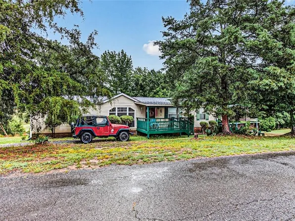 509 Roman Rd, Asheboro, NC 27205