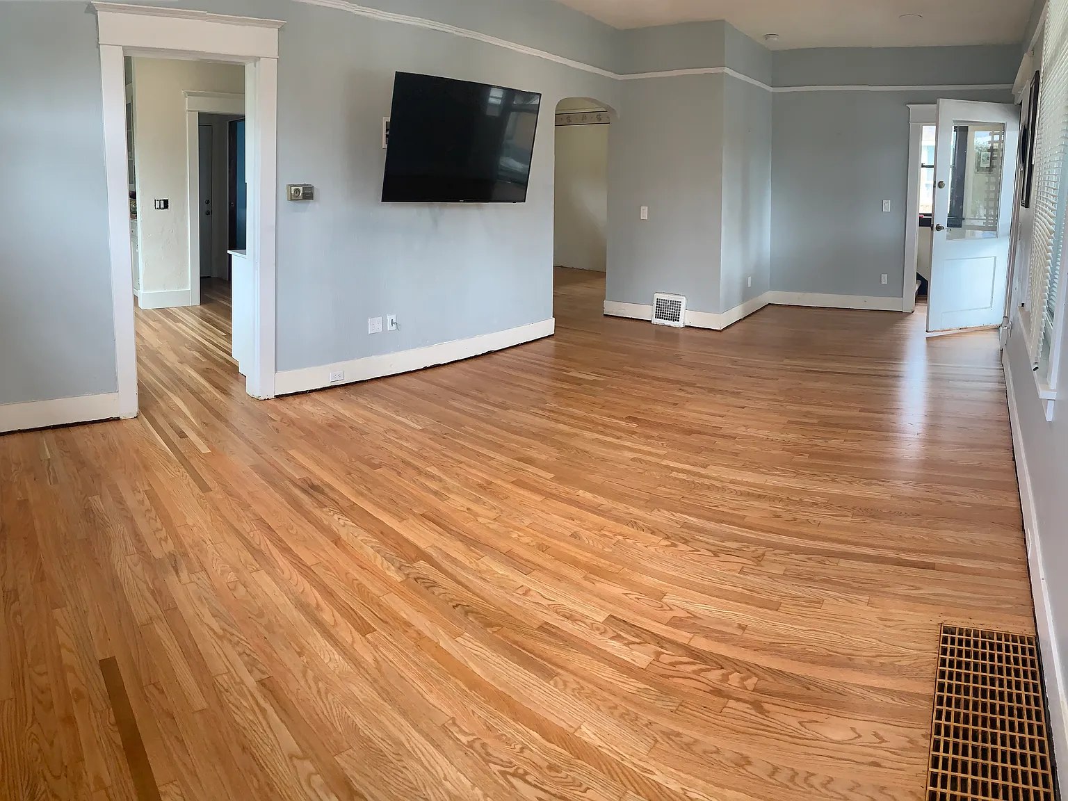 3 bed, 1384 sqft, $3,250 — Photo 3