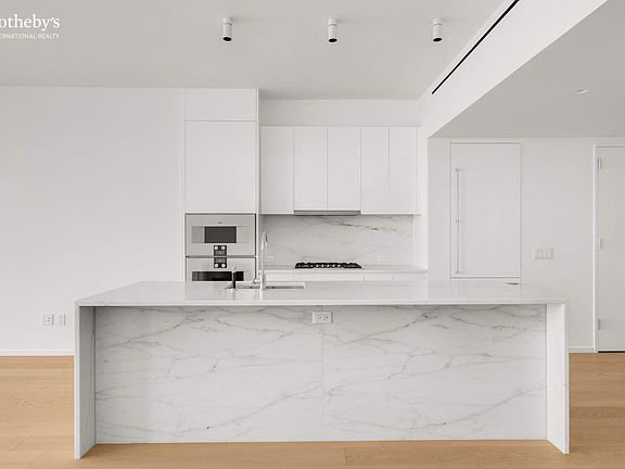 3rd image of 695 1st Ave #38G